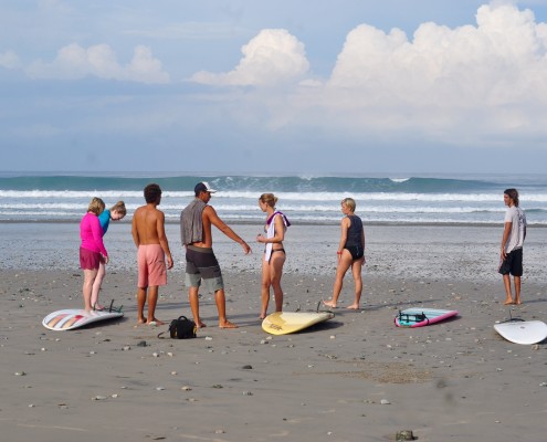 pre-surf_lesson_group
